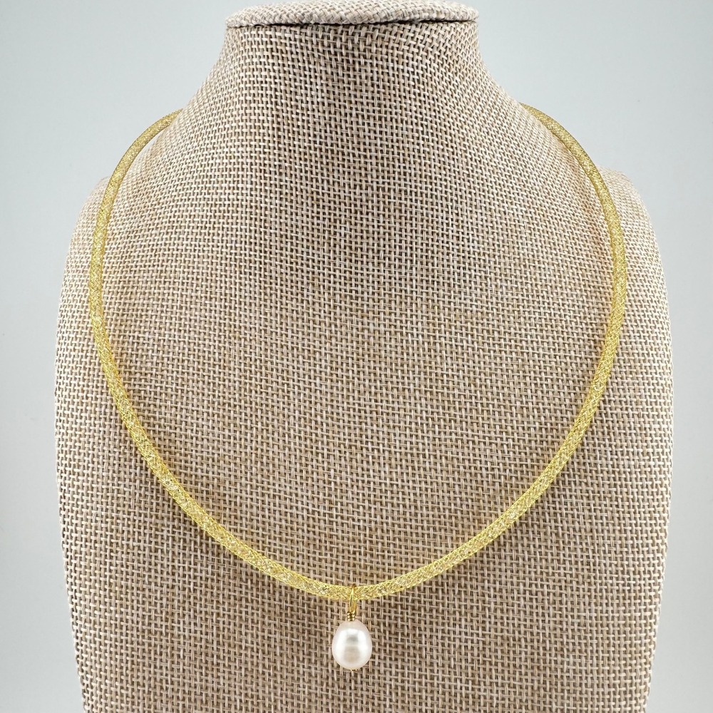 La Meno Freshwater Pearl Gold Mesh Chain Pendant Necklace NWT